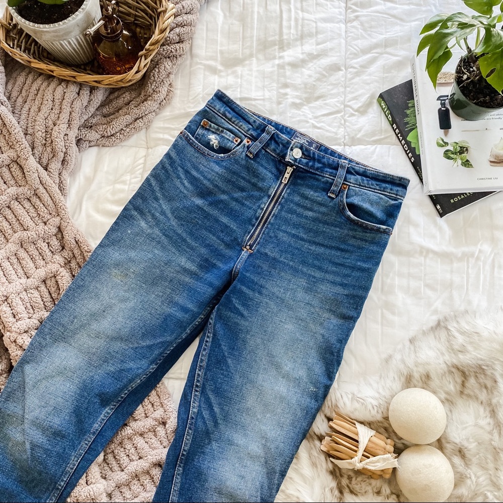 A&F Vintage Zip High Waisted Distressed Jeans